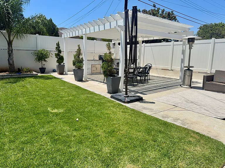 5354 Sierra Vista Ave — Photo 8