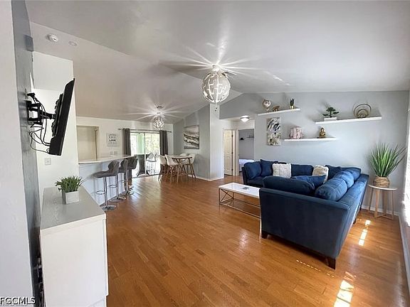 2nd image of 6701 Canton St