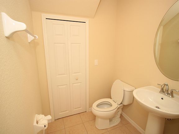 4th image of 9073 Gervais Cir #1005-1