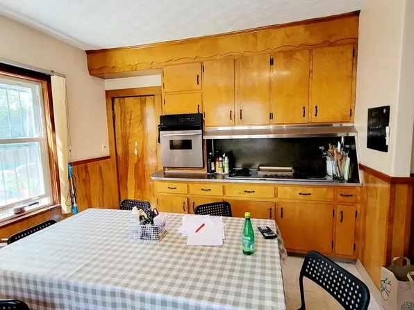 70 Ossipee Rd #1, Somerville, MA 02144