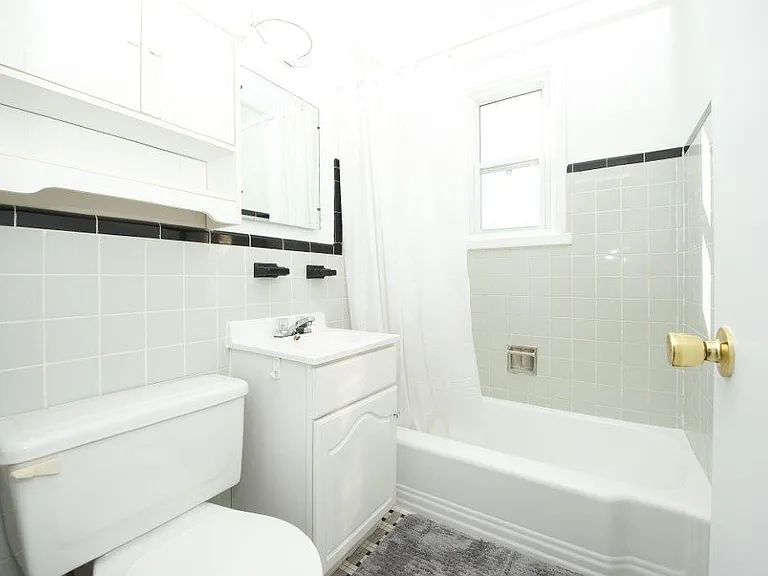 358 McArthur Ave — Photo 11