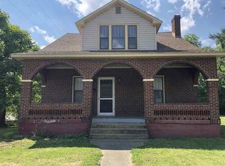 185 S Delphine Ave, Waynesboro, VA 22980