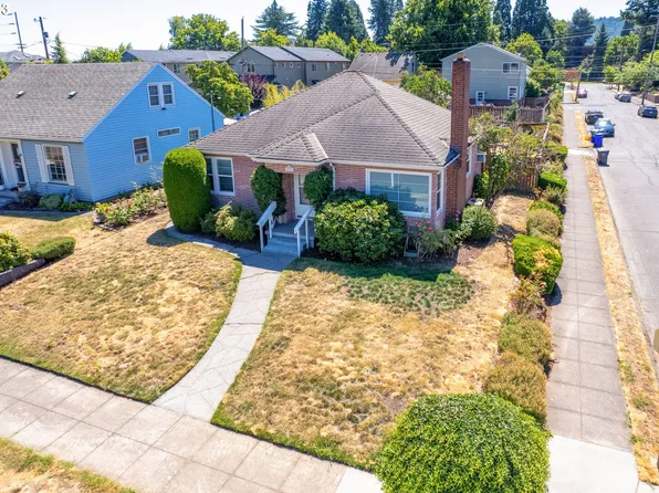 4796 N Yale St, Portland, OR 97203