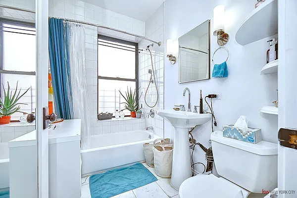 Rented by Keller Williams NYC | media 7