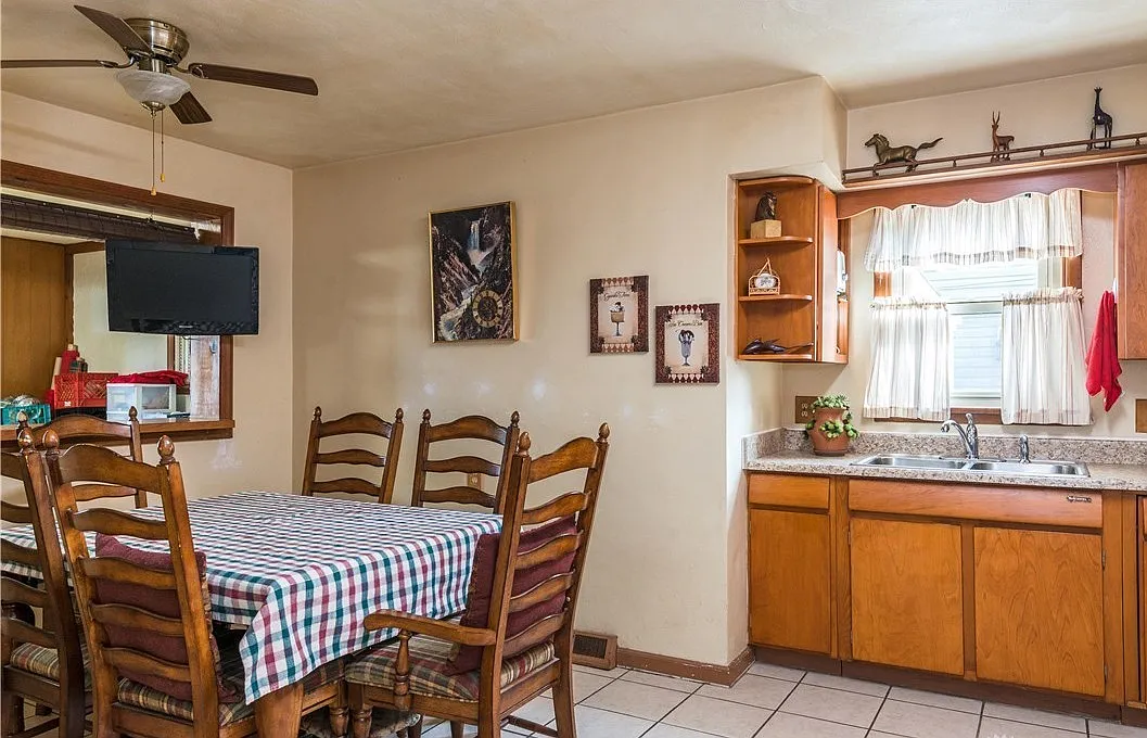 3 bed, 1529 sqft, $1,425 — Photo 4