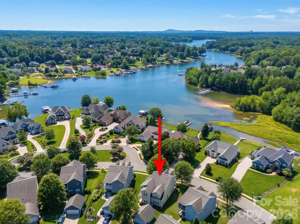 331 Montibello Dr, Mooresville, NC 28117