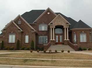 14918 Landmark Dr, Louisville, KY 40245