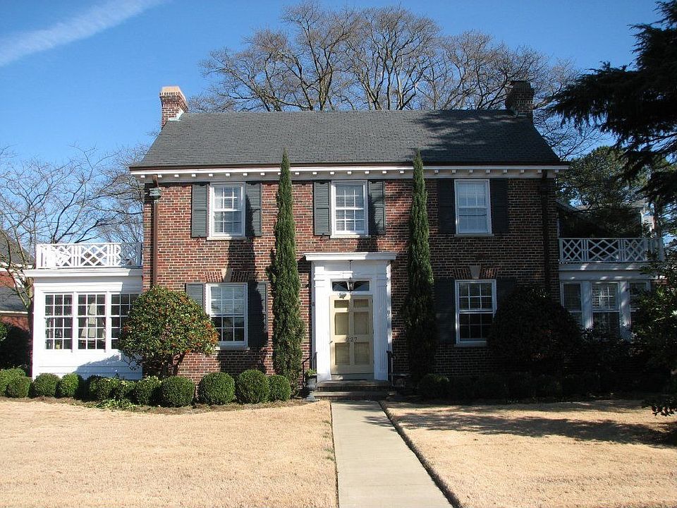 1st image of 227 Shenandoah St