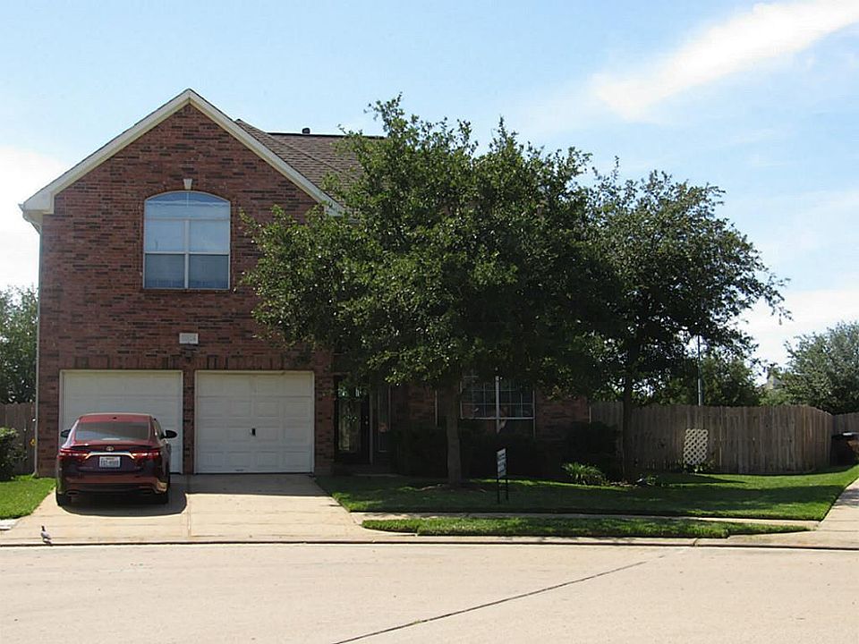 1st image of 22126 Skyridge Ln