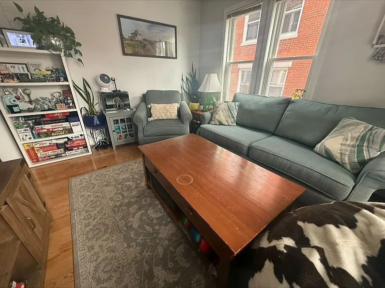 29 Waverly St #1 — Photo 32