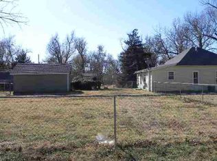 208 N Pierce St, Nickerson, KS 67561
