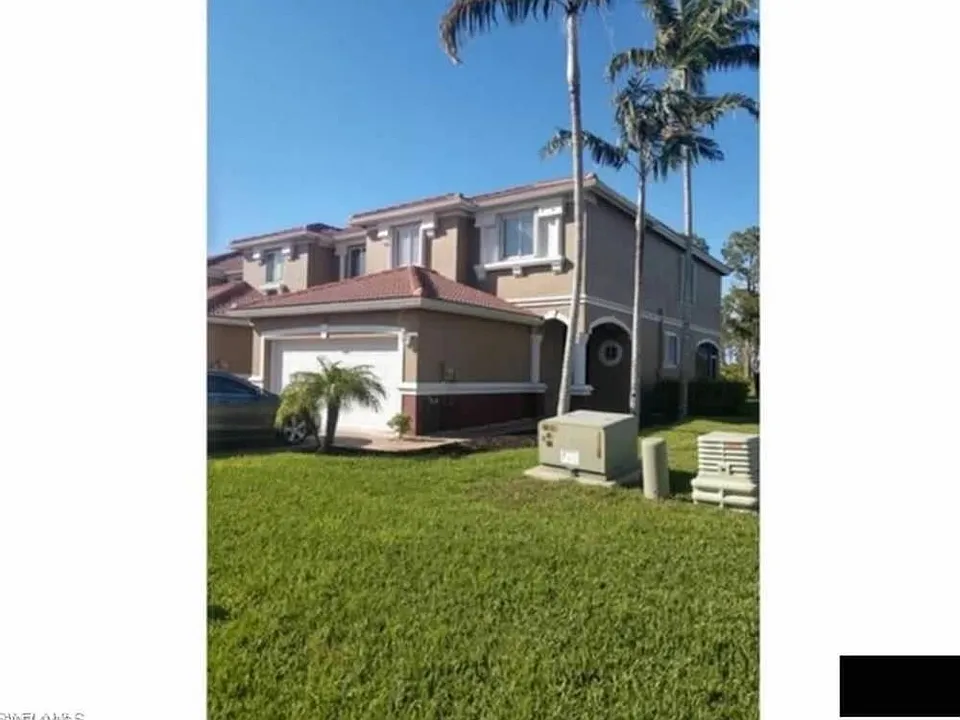 9528 Brookville Ct