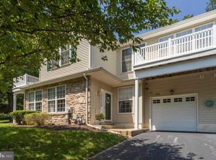 1608 Palmer Dr, Springfield, PA 19064