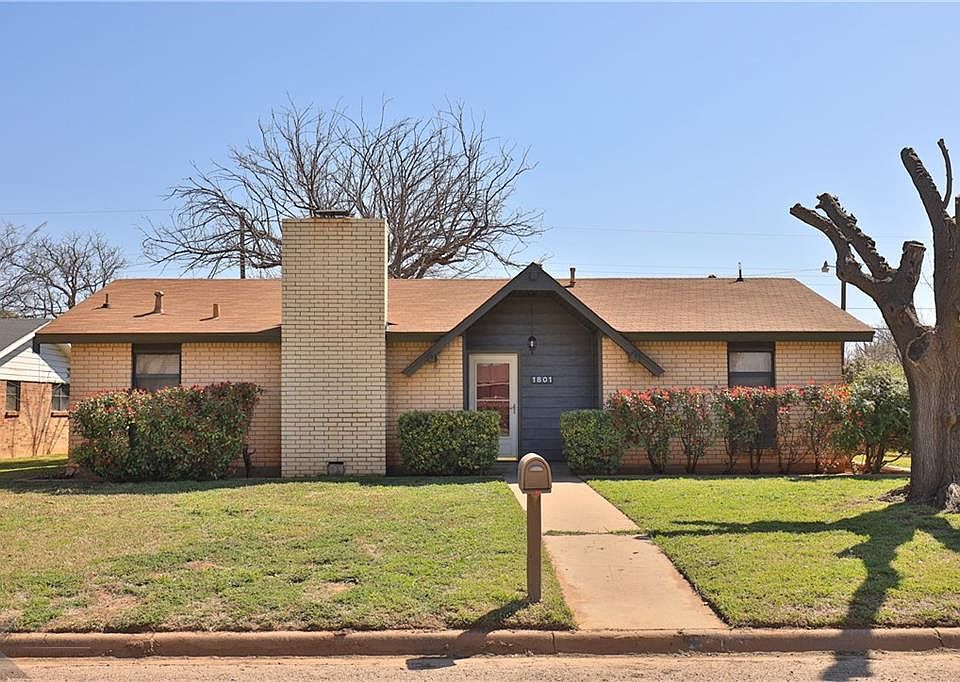 1st image of 1801 Rosewood Dr
