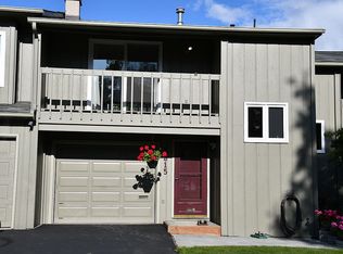 3815 Hampton Dr, Anchorage, AK 99504