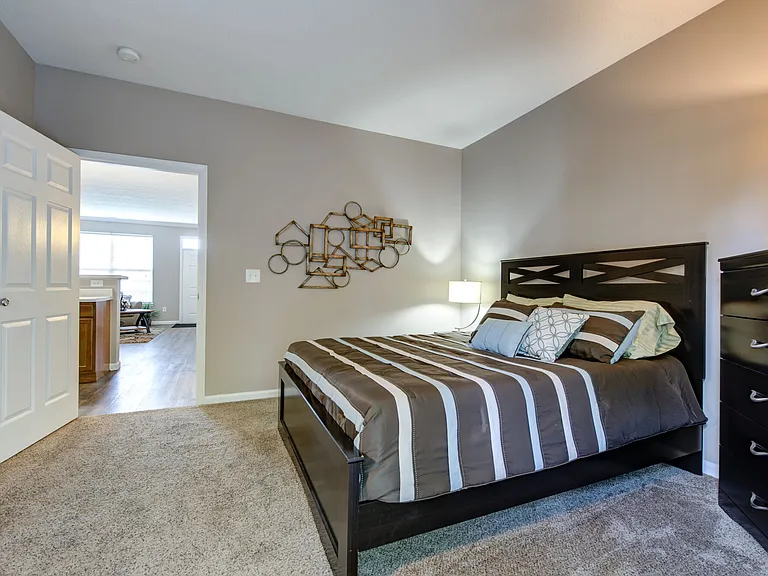 Summit Pointe — Photo 17