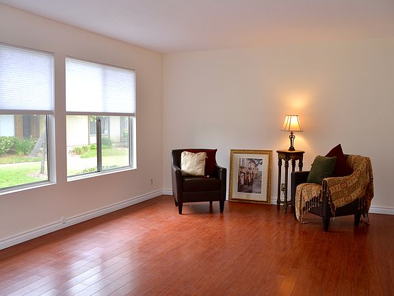 3rd image of 1512 Thrasher Ct