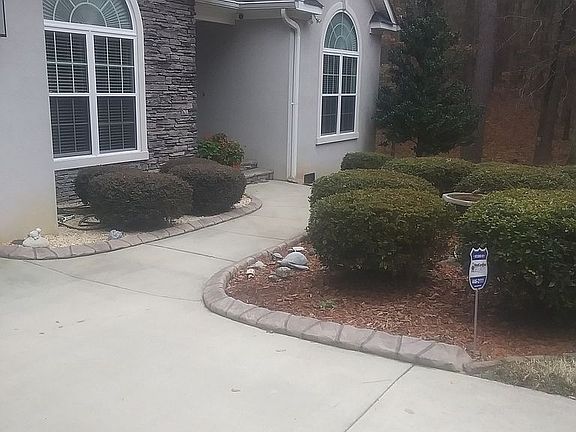 3rd image of 521 Scarlett Way