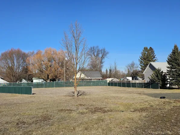 1120 W King Ave, Chewelah, WA 99109