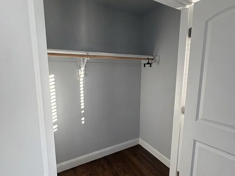 331 Bond St #3 — Photo 8