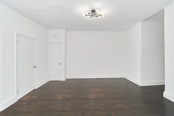 Rented by Living New York | media 13