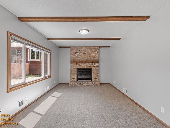 5th image of 13612 Upton Ave S