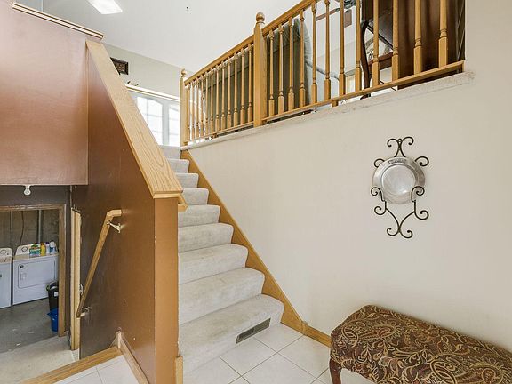 5th image of 15699 Chasewood Ct