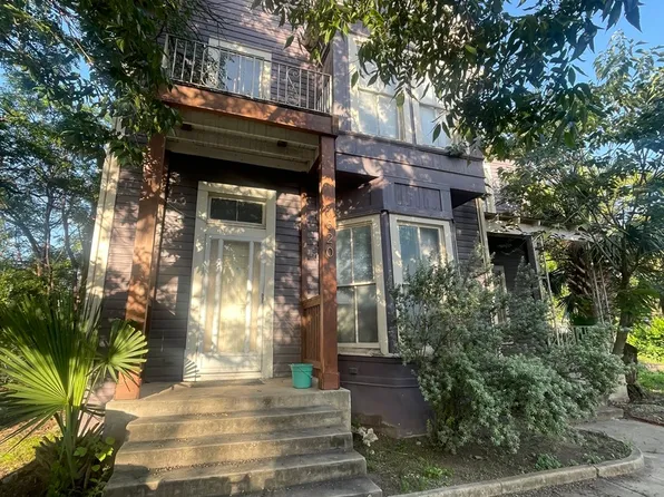 1820 N Olive, San Antonio, TX 78208