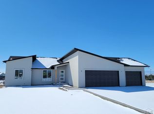 406 W Strawberry Dr, Pueblo West, CO 81007