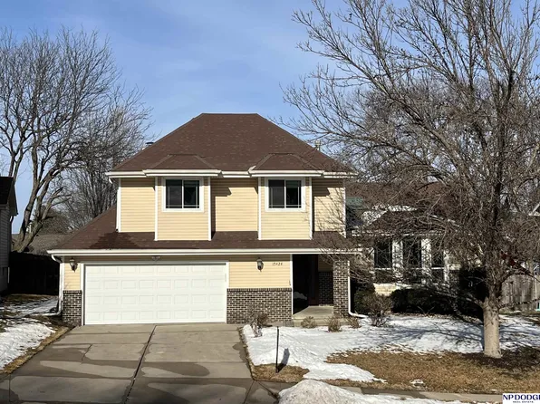 15424 Hamilton St, Omaha, NE 68154