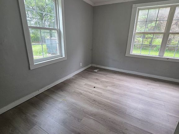 4th image of 104 Pinata Ct