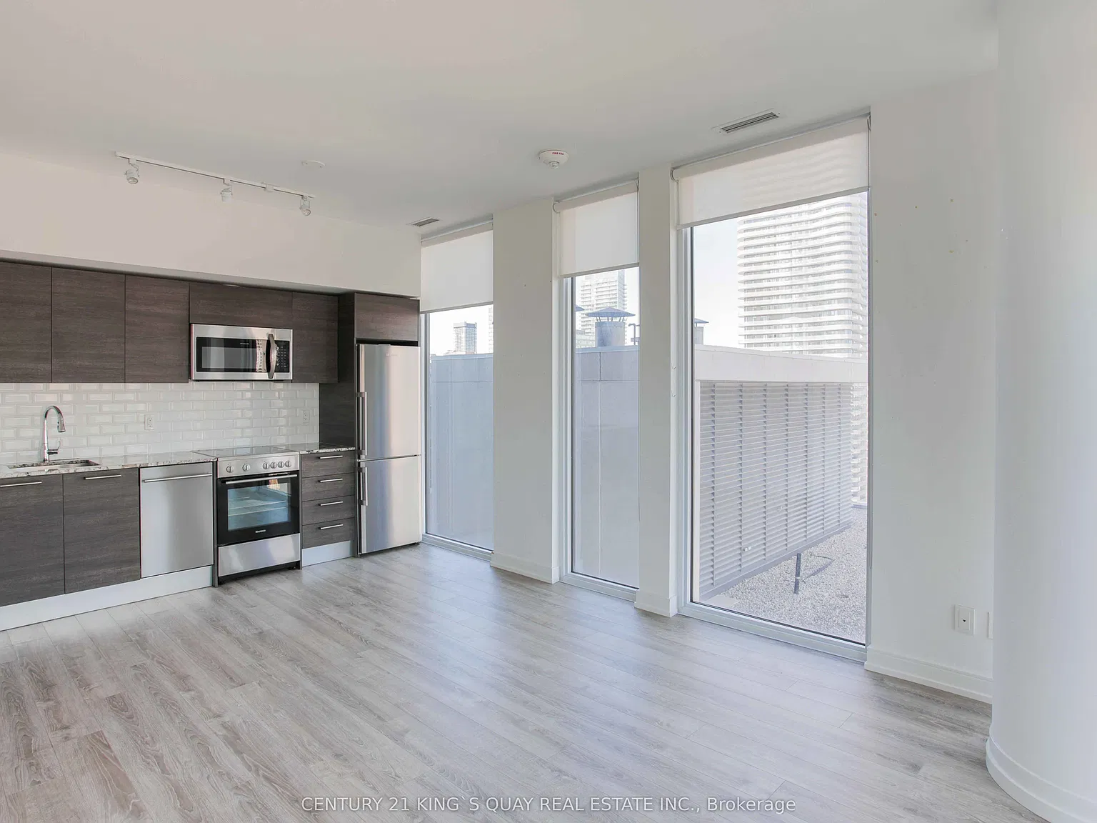 2 bed, $3,000 — Photo 3