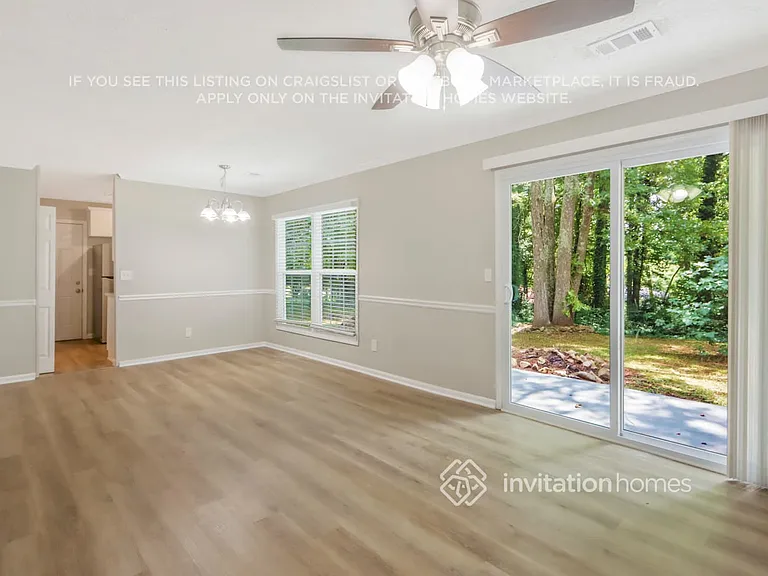 921 Dawn Ct SE — Photo 5