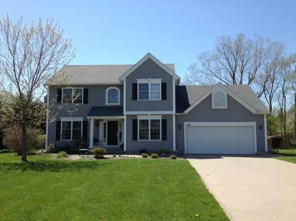 760 Close Cir, Webster, NY 14580