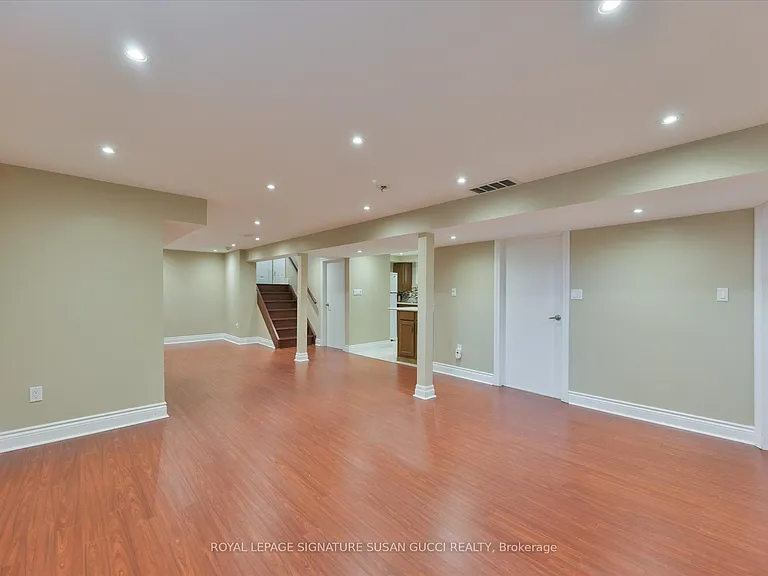 30 Shaunavon Heights Cres — Photo 25