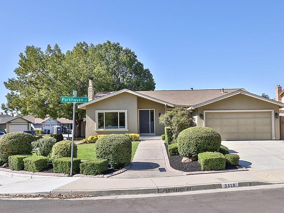 3rd image of 3319 Parkhaven Ct