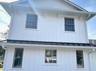 69 Soundview Dr, Stamford, CT 06902