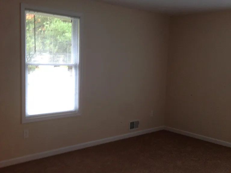 31 Morrison Ave — Photo 8