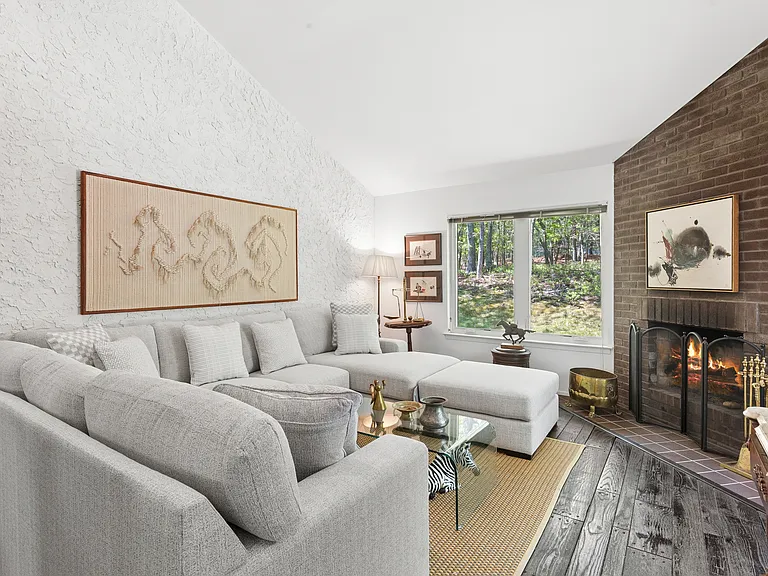 196 Treescape Dr #4B — Photo 11