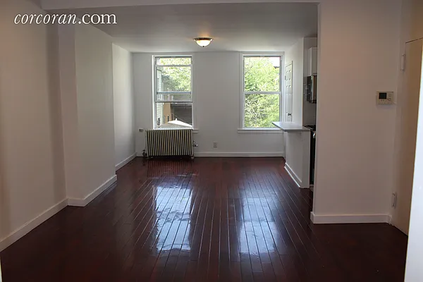 Rented by Corcoran | media 27