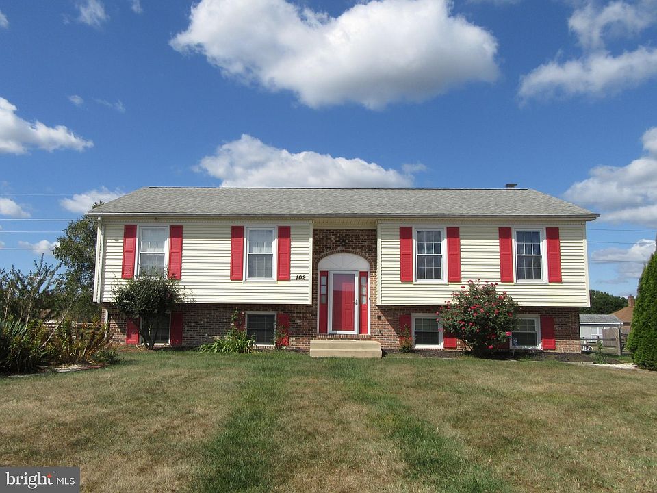 1st image of 102 Bernice Dr
