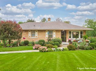 2505 N McAree Rd, Waukegan, IL 60087