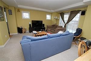 3rd image of 1020 Bluestem Ln