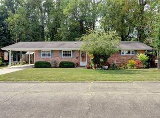 2410 Chiles St, Saint Albans, WV 25177