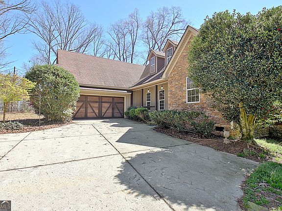 4th image of 373 Blanton Mill Rd