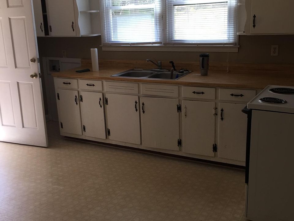 2nd image of 123 North Ave