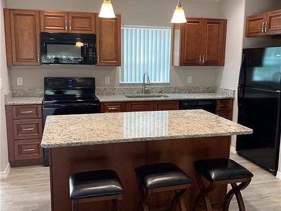 3rd image of 9531 N Travis Dr
