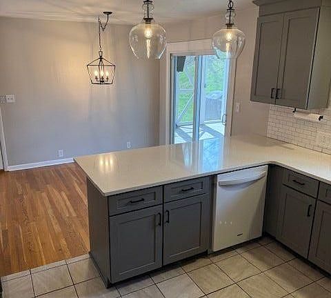 5th image of 9088 Echo Ln