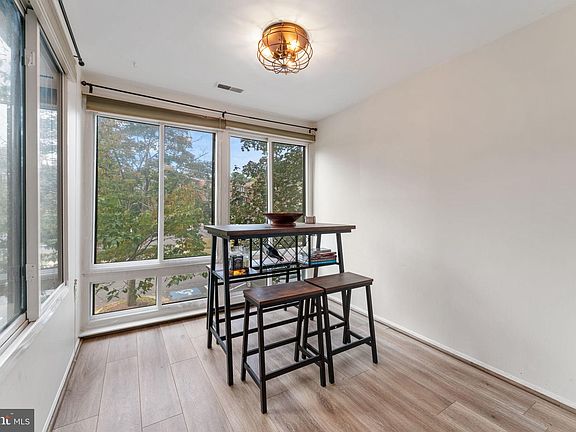 4th image of 18040 Chalet Dr #15-201