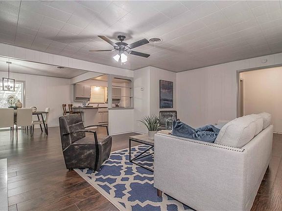 4th image of 5813 Circular Dr